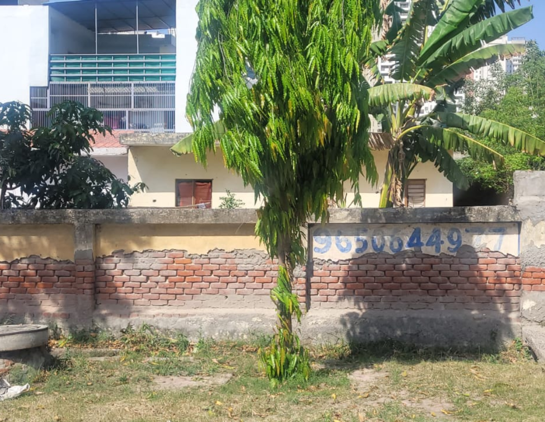 Plot for Sale in Noida Sector 122